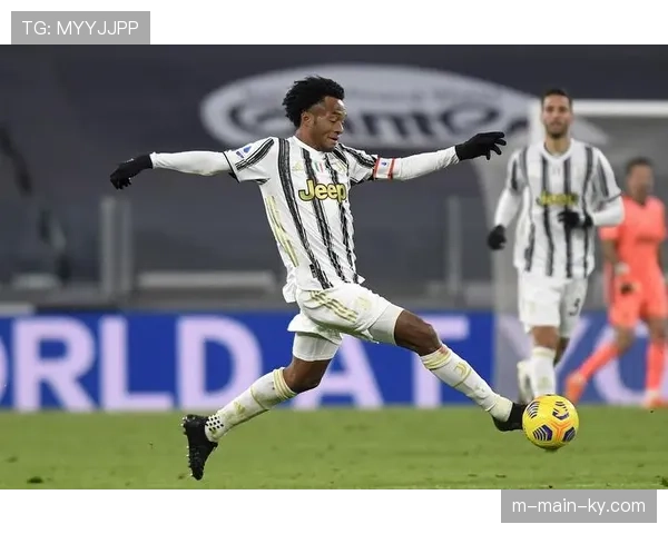 短角球比例降至11.3% 球队更倾向于直接传中制造威胁